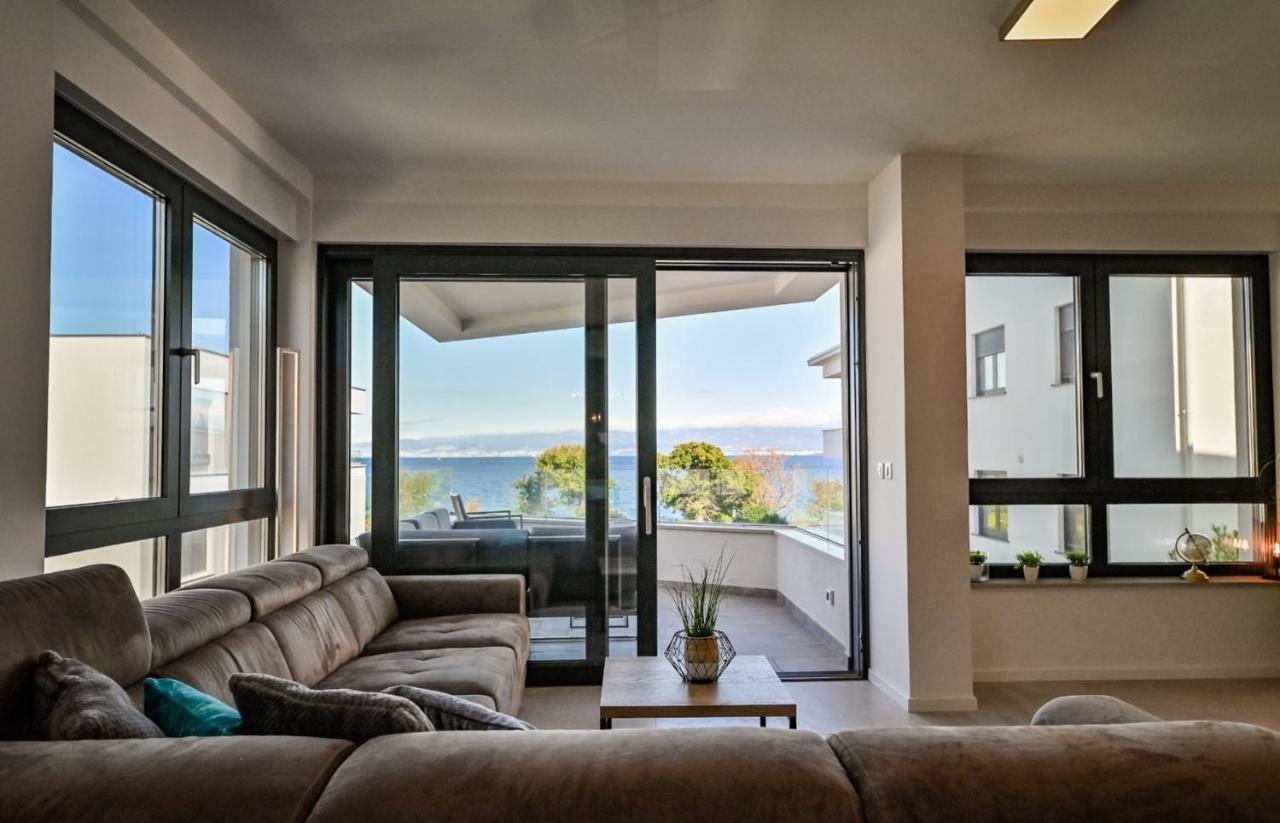 Two Bedroom Apartment Blue Sea Malinska Exterior photo