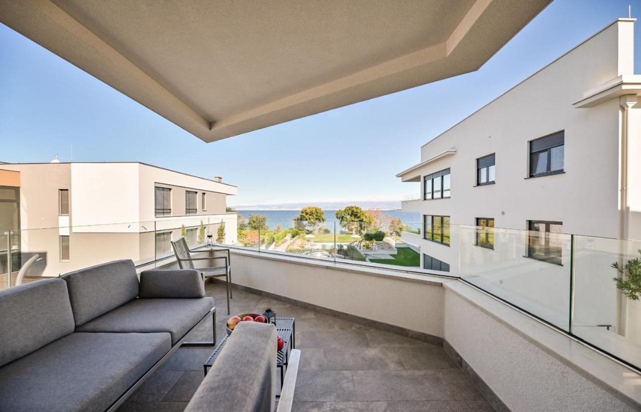 Two Bedroom Apartment Blue Sea Malinska Exterior photo